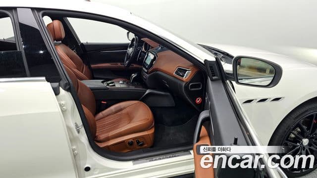 Maserati 기블리 3세대, 2019 11