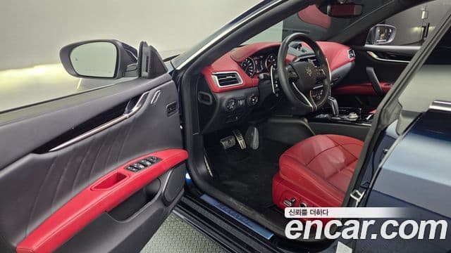 Maserati 기블리 3세대, 2022 10