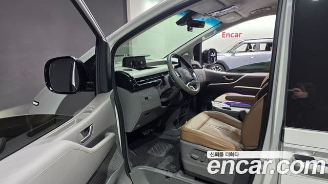 Hyundai Staria Prestige, 2023 11