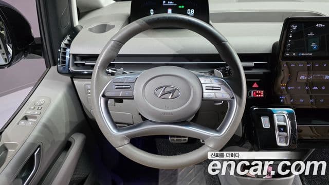 Hyundai Staria Prestige, 2023 13