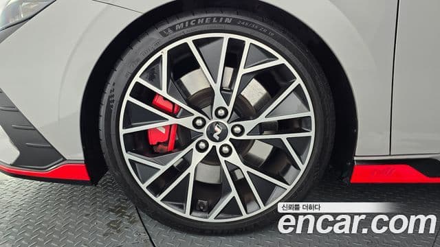 Hyundai Avante (CN7) 2.0 N, 2022 все фото