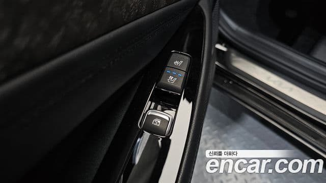 Kia K8 Prestige(арендный автомобиль), 2022 18