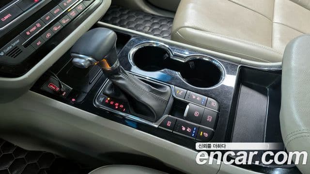 Kia The / новый New Carnival Special, 2019 9