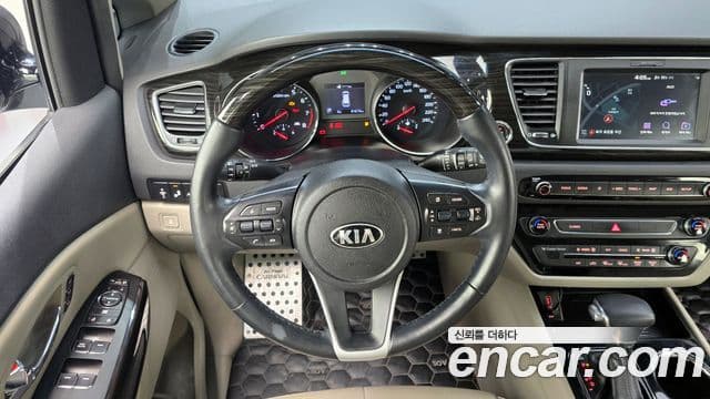 Kia The / новый New Carnival Special, 2019 13