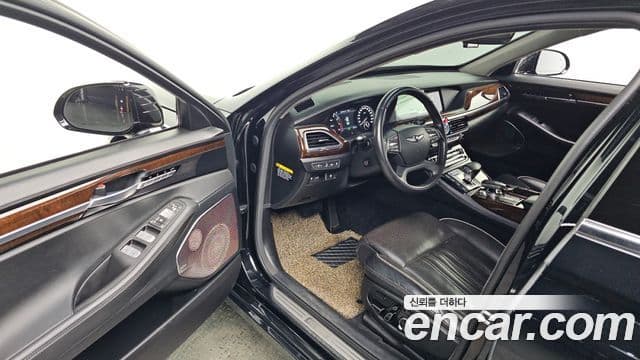 Genesis EQ900 Prestige, 2016 10