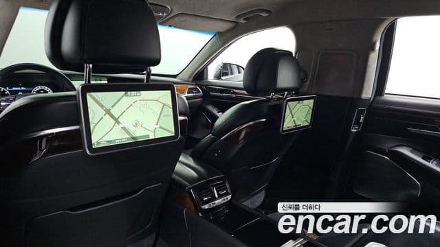 Genesis EQ900 Prestige, 2016 18