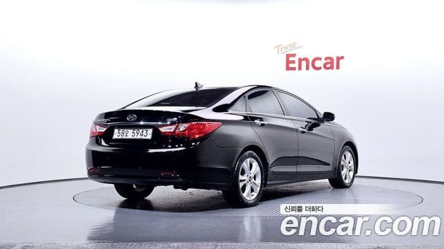 Hyundai YF Sonata LPI Premier(для людей с инвалидностью), 2010 2