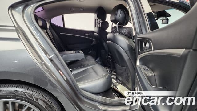 Genesis G70 Advanced, 2018 12