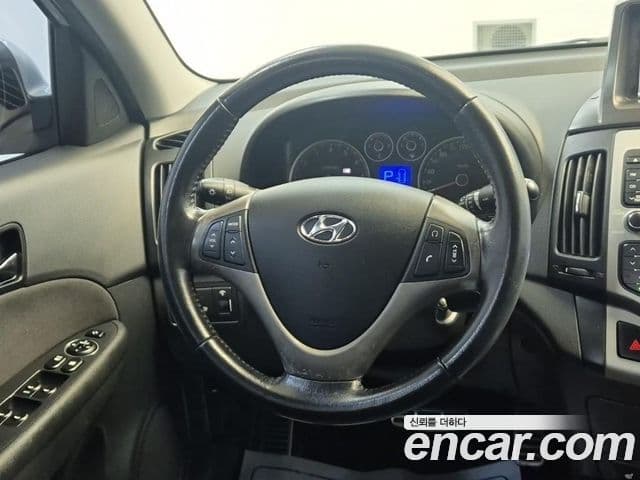 Hyundai i30 cw Luxury, 2010 9