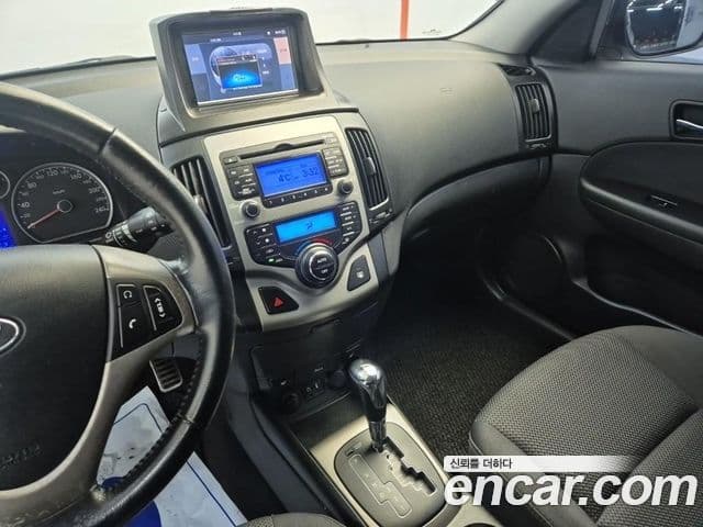 Hyundai i30 cw Luxury, 2010 10