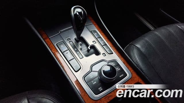 Hyundai Equus(новый кузов / новое поколение) Prestige VVIP팩, 2012 9