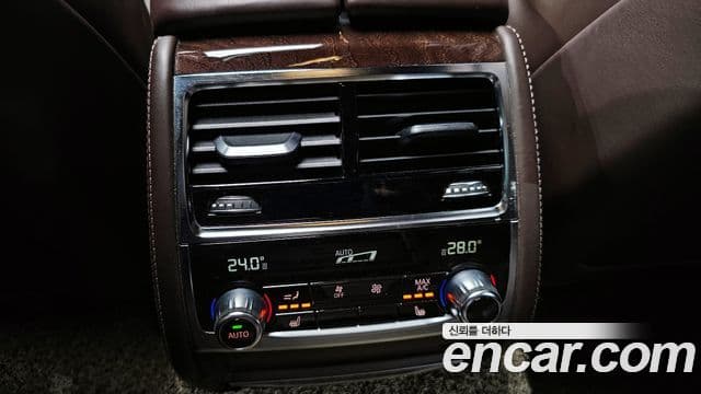 BMW 7시리즈 (G11), 2016 17