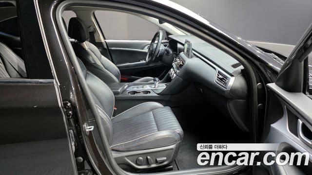 Genesis G70 Supreme, 2018 10