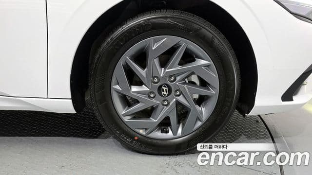 Hyundai The / новый New Avante гибрид (CN7) Modern, 2026 все фото