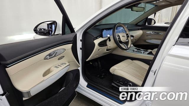 Genesis GV70, 2025 10