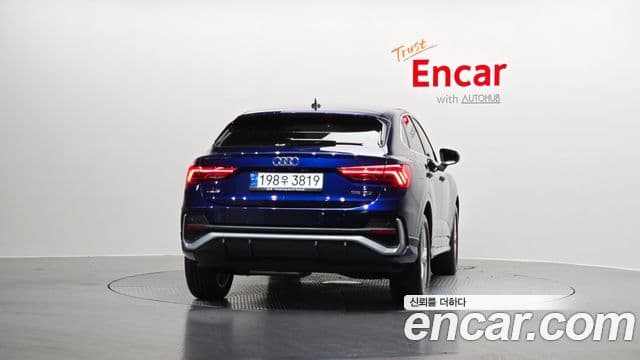 Audi Q3 (F3) 35 TDI Premium Sportback, 2023 4