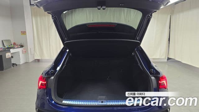 Audi Q3 (F3) 35 TDI Premium Sportback, 2023 20