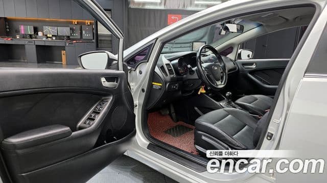 Kia K3 Luxury, 2015 11