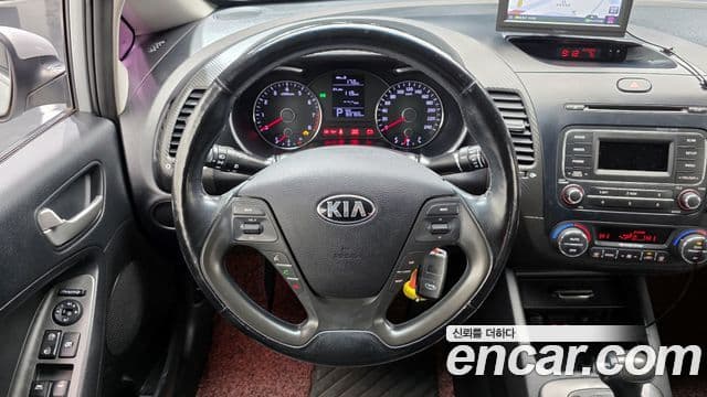 Kia K3 Luxury, 2015 13