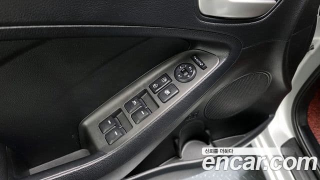 Kia K3 Luxury, 2015 17