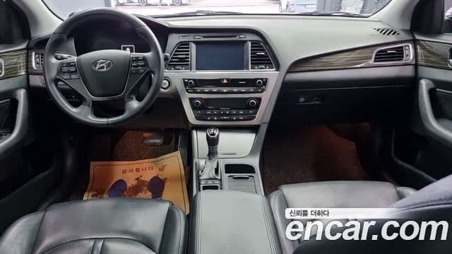 Hyundai LF Sonata LPI Modern(для людей с инвалидностью), 2015 7