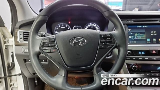 Hyundai LF Sonata LPI Modern(для людей с инвалидностью), 2015 12