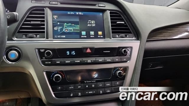 Hyundai LF Sonata LPI Modern(для людей с инвалидностью), 2015 13