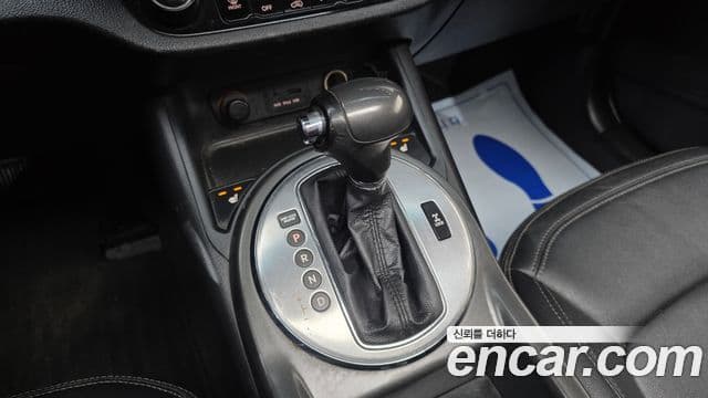 Kia Sportage R топовая версия, 2012 9