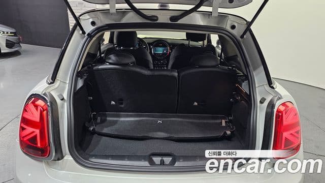 Mini Cooper 3세대, 2024 20