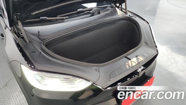 Tesla модель X Plaid, 2023 6