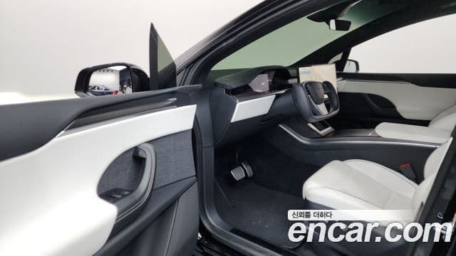 Tesla модель X Plaid, 2023 10