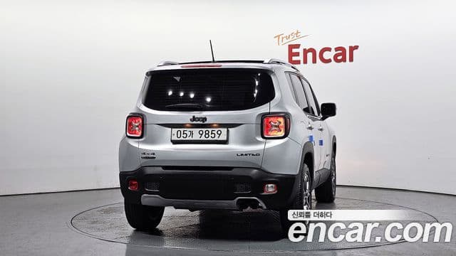 Jeep Renegade 2.0 дизель Limited AWD, 2017 4