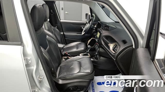 Jeep Renegade 2.0 дизель Limited AWD, 2017 12