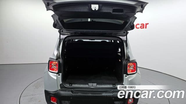 Jeep Renegade 2.0 дизель Limited AWD, 2017 20