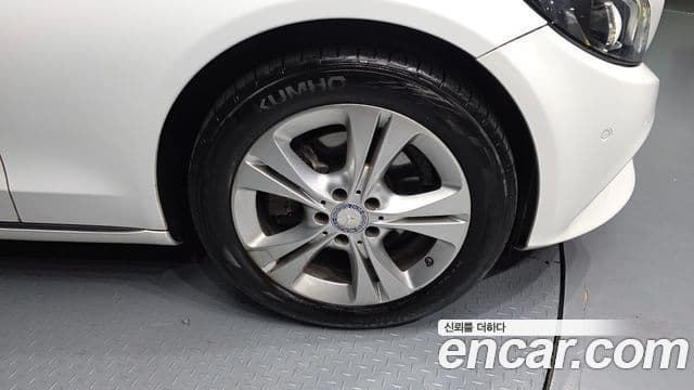 Mercedes-Benz C-класс W205 C220 d 4MATIC, 2017 все фото