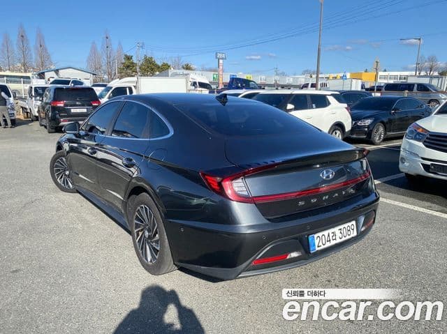 Hyundai Sonata гибрид (DN8) Premium Plus, 2022 3