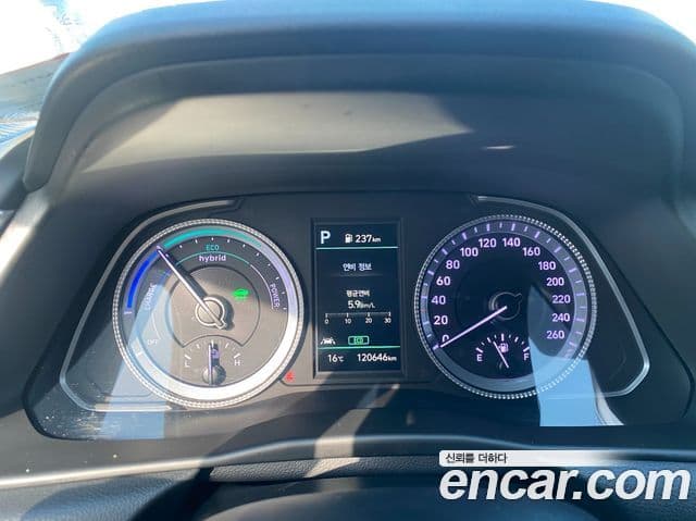 Hyundai Sonata гибрид (DN8) Premium Plus, 2022 7