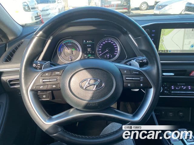 Hyundai Sonata гибрид (DN8) Premium Plus, 2022 8