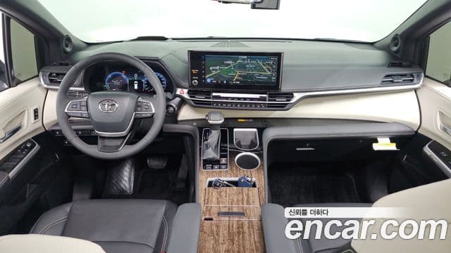 Toyota Sienna 4세대, 2025 7