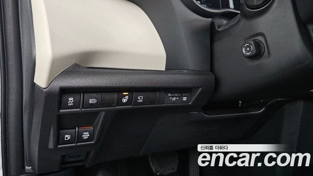 Toyota Sienna 4세대, 2025 15