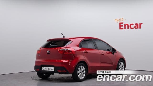 Kia All New Pride Deluxe, 2014 2