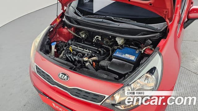 Kia All New Pride Deluxe, 2014 6