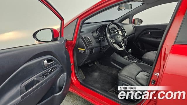 Kia All New Pride Deluxe, 2014 10