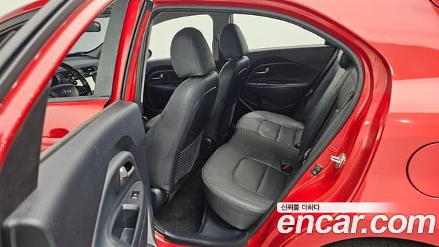 Kia All New Pride Deluxe, 2014 12