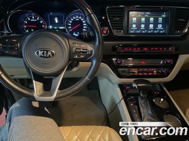 Kia All New Carnival бензин 9인승 High Limousine(компания по спецнадстройкам), 2018 9