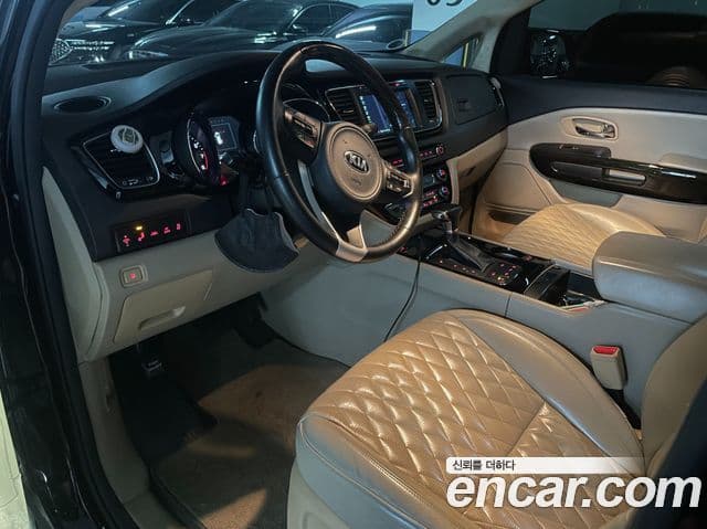 Kia All New Carnival бензин 9인승 High Limousine(компания по спецнадстройкам), 2018 10