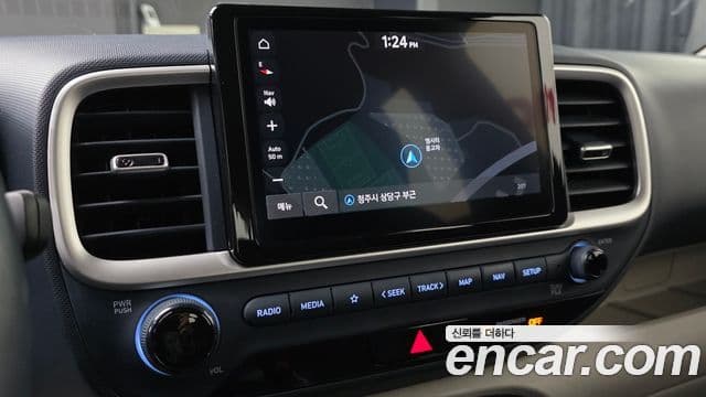 Hyundai Venue 1.6 Flux, 2023 13