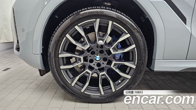 BMW X6 (G06) xDrive40i M Sport, 2024 все фото