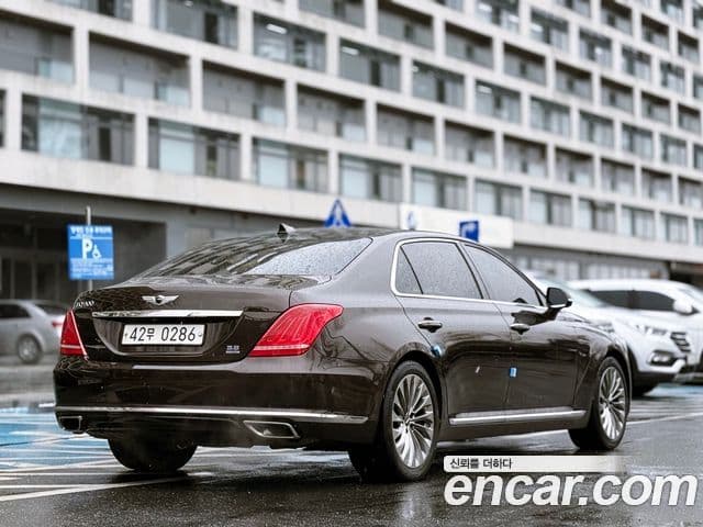 Genesis EQ900 Premium Luxury, 2016 2