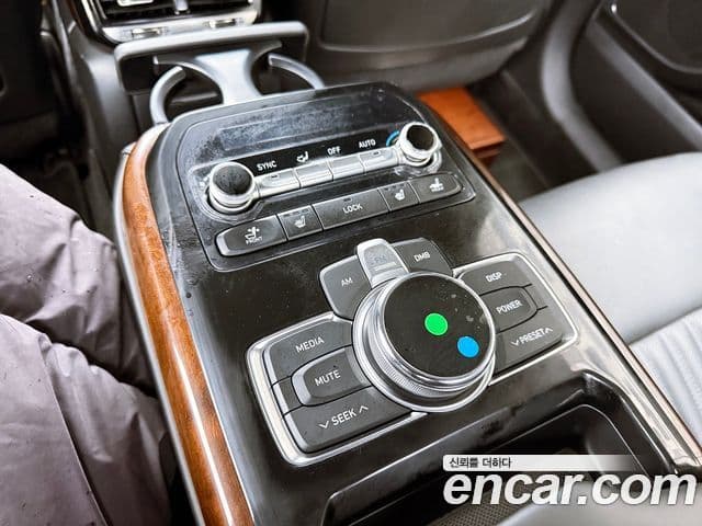 Genesis EQ900 Premium Luxury, 2016 18